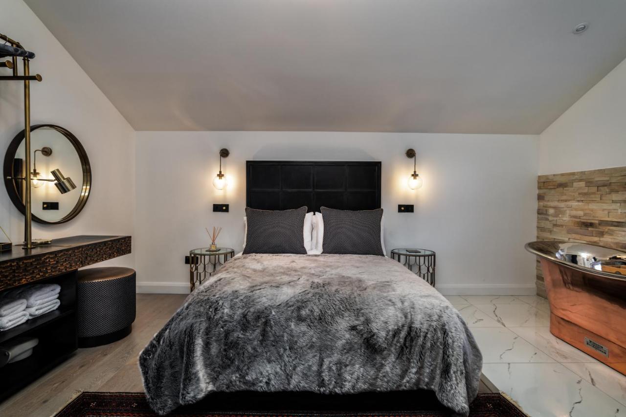 אינברנס Pamper Yourself In Our Double Sized Copper Tub -2 Bedroom Villa מראה חיצוני תמונה