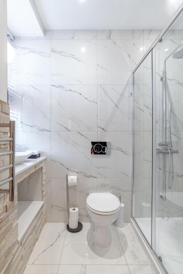 אינברנס Pamper Yourself In Our Double Sized Copper Tub -2 Bedroom Villa מראה חיצוני תמונה